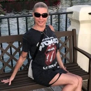 Meet your Posher, Josette